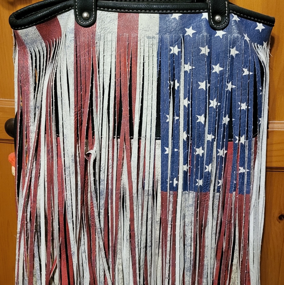 Shoulder bag